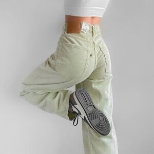 Levi’s Baggy Dad Mid Rise Light Green - Corduroy Pants